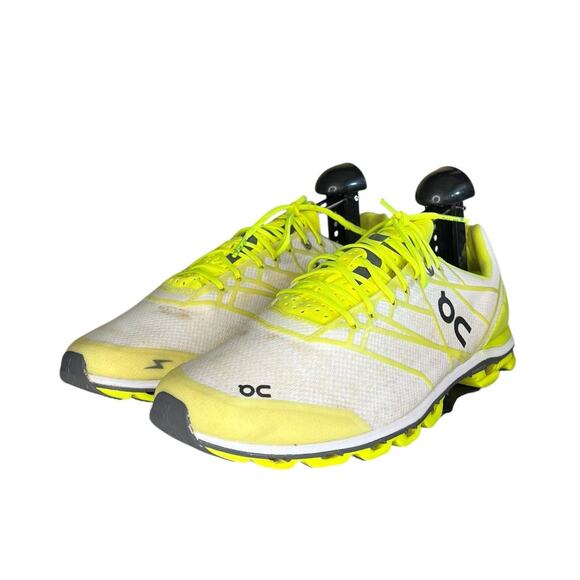 ***SOLD*** Womens On Cloudflash 1 Running Shoes Size 8.5 White Volt - Picture 1 of 6